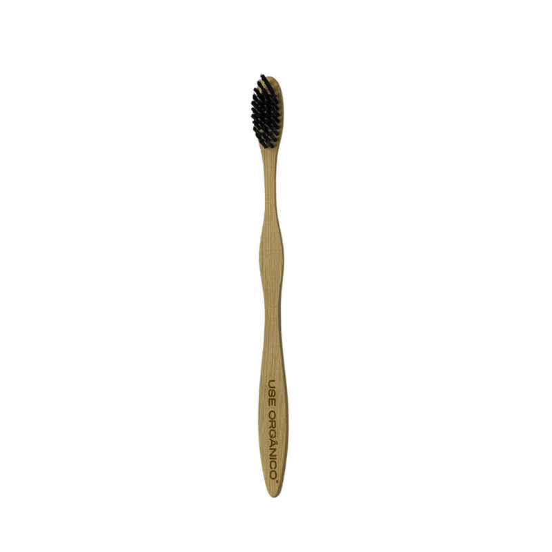 Escova-Dental-de-Bambu---Use-Organico2